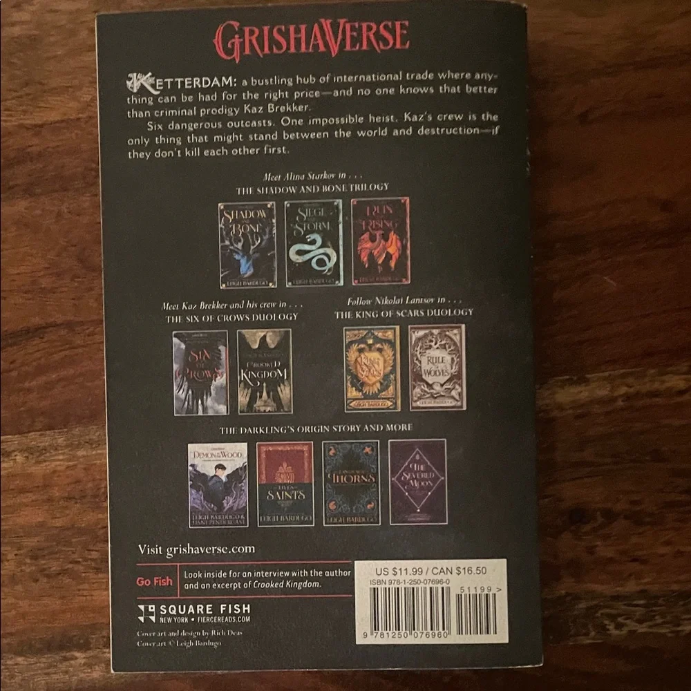 Six of Crows Paperback Book by Leigh Bardugo